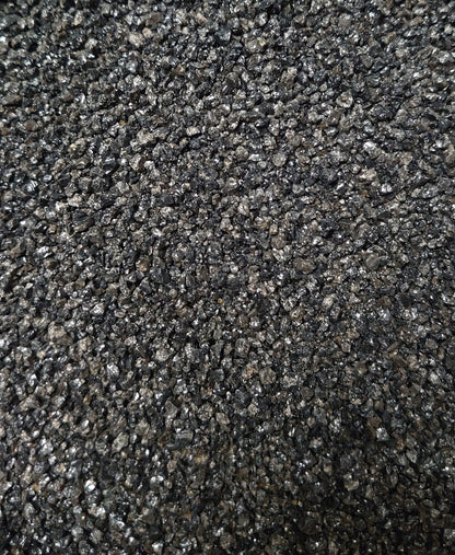 A black coarse volcanic sand for all aquariums, invertebrates and reptiles