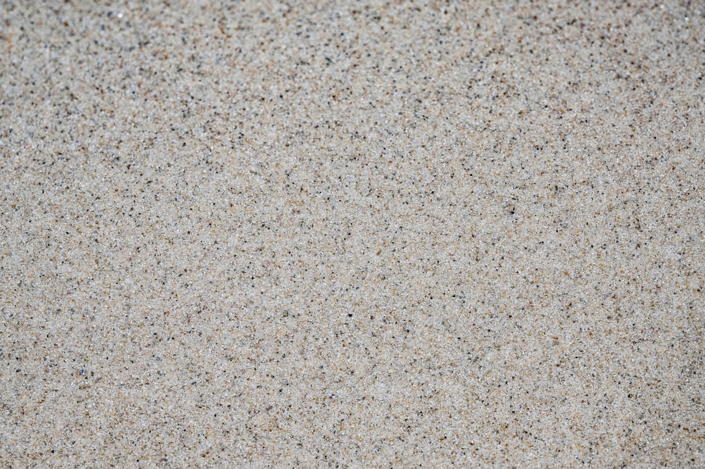 Ultra fine kiln dried natural quartz sand.
Colour is a natural beige, with a light grey undertone.